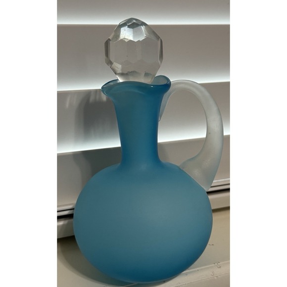 Unmarked Other - Cruet Blue Satin Finish Glass Clear Stopper Elegant Cottagecore